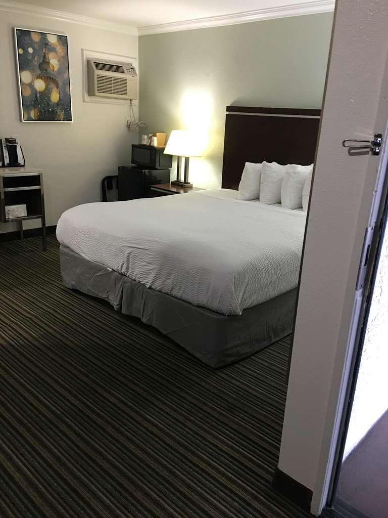 Best Western Courtesy Inn Hotel - Anaheim Resort At The Park Bilik gambar