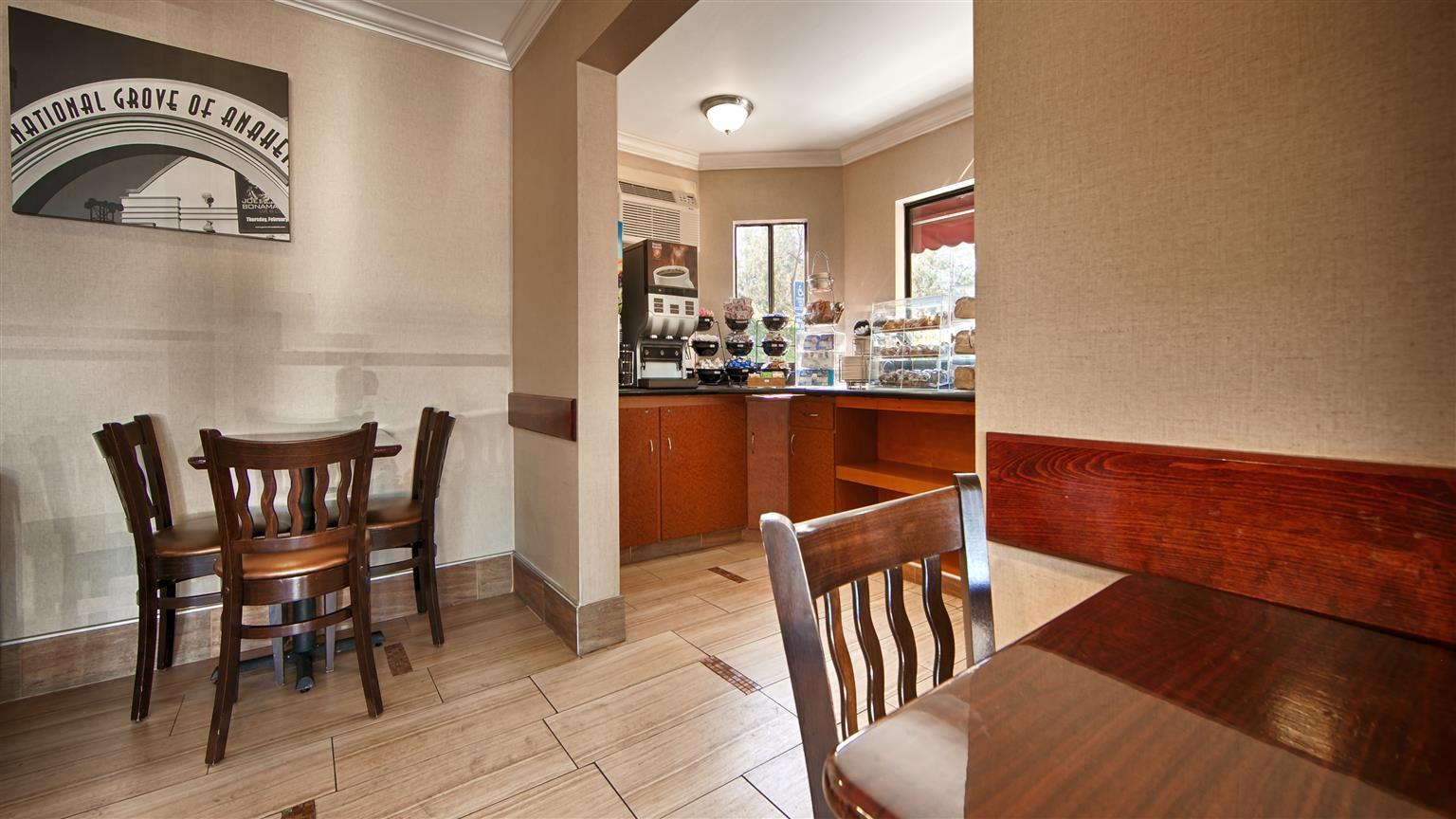Best Western Courtesy Inn Hotel - Anaheim Resort At The Park Luaran gambar