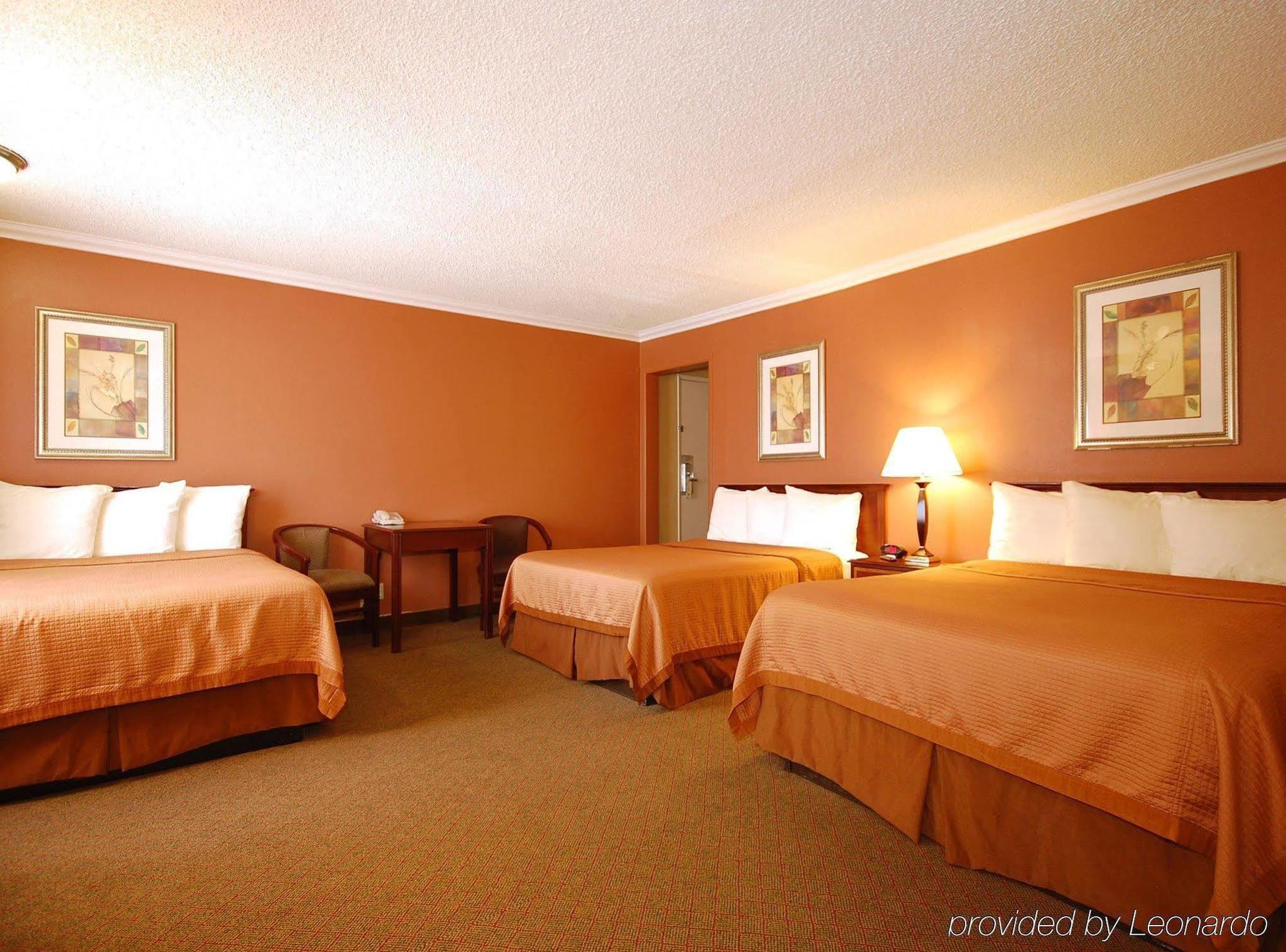 Best Western Courtesy Inn Hotel - Anaheim Resort At The Park Bilik gambar